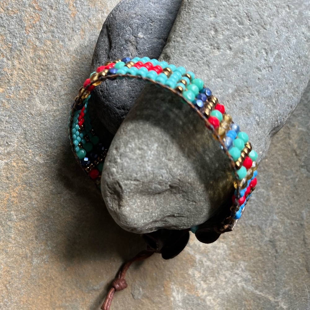 Sundance style beaded bracelet - Picture 2 of 2